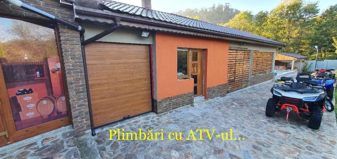 Pensiunea Raiul Muntilor Sebiş Exterior foto